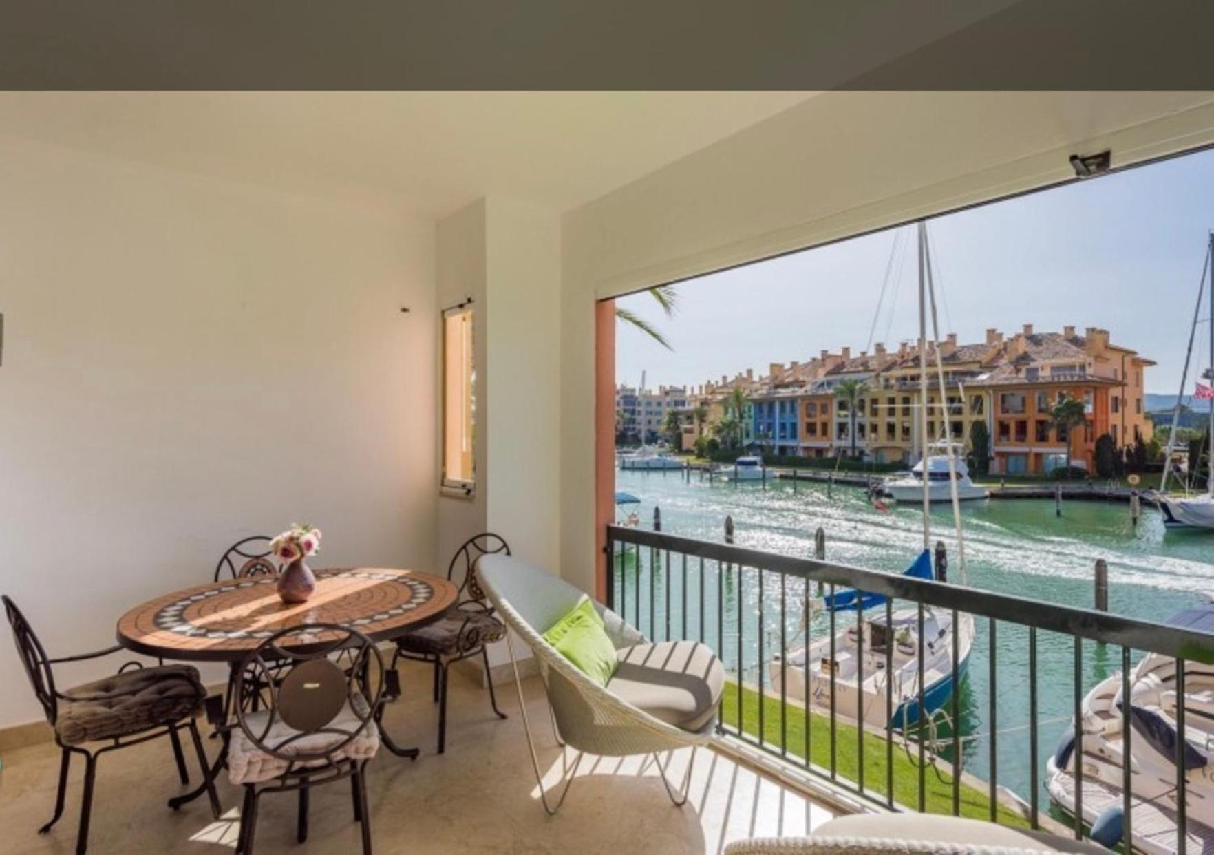 Apartamento Con Piscina ,Playa Con Vistas Panoramicas En La Marina De Sotogrande Сан-Роке Екстер'єр фото