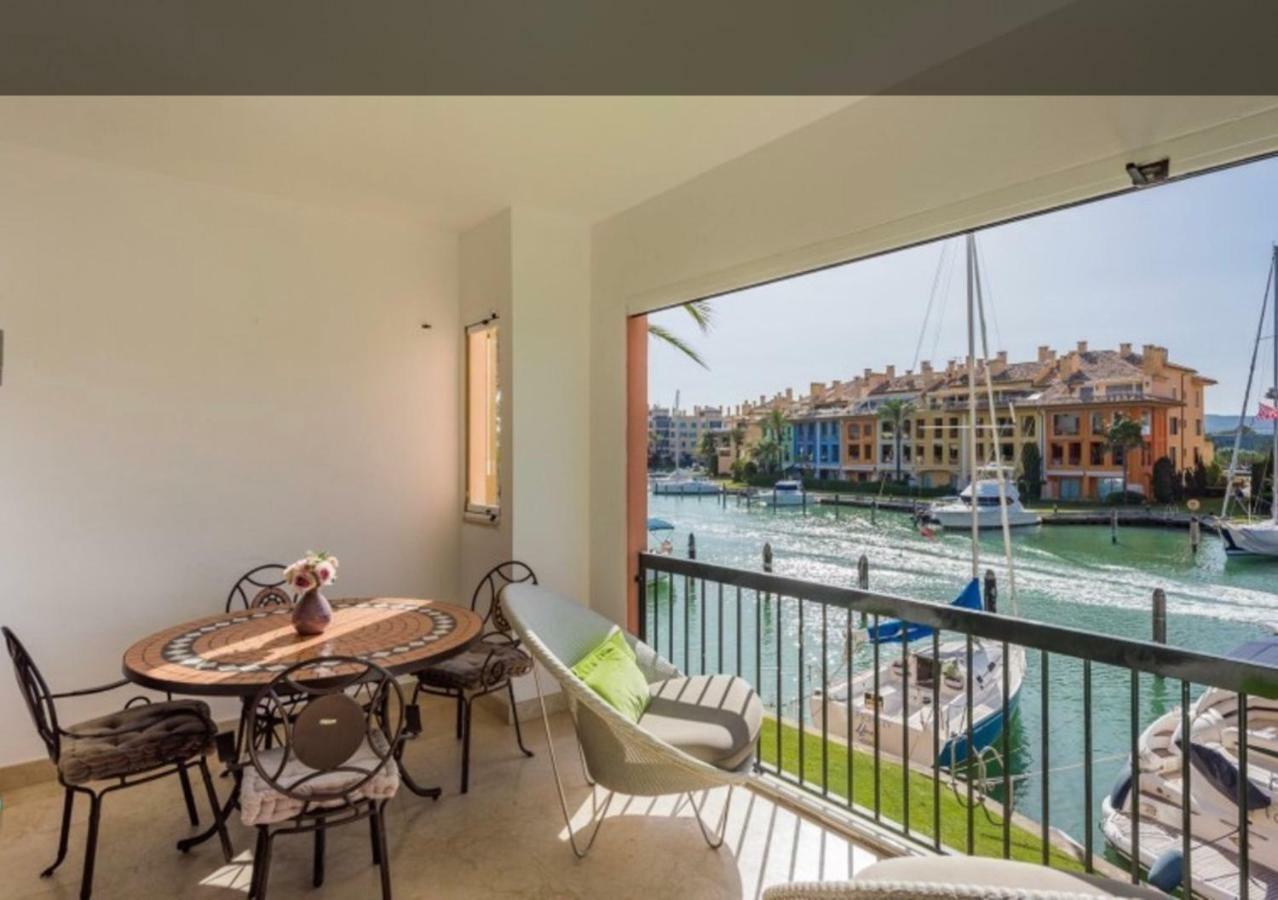 Apartamento Con Piscina ,Playa Con Vistas Panoramicas En La Marina De Sotogrande Сан-Роке Екстер'єр фото